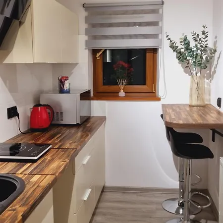 Paula 아파트 옐레니아구라